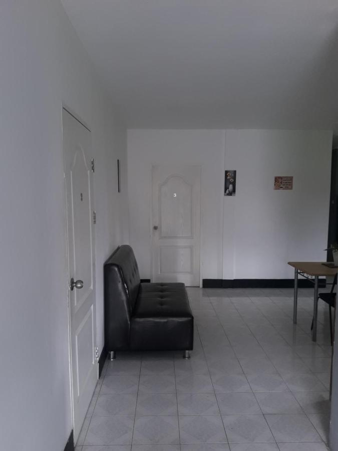 The Guest House - Apartment Phuket Екстериор снимка